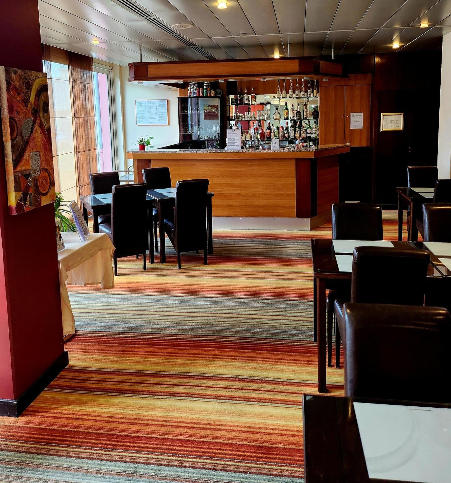 The Originals City, Hotel Le Forum, Strasbourg Nord ستشيلتيغهيم المظهر الخارجي الصورة