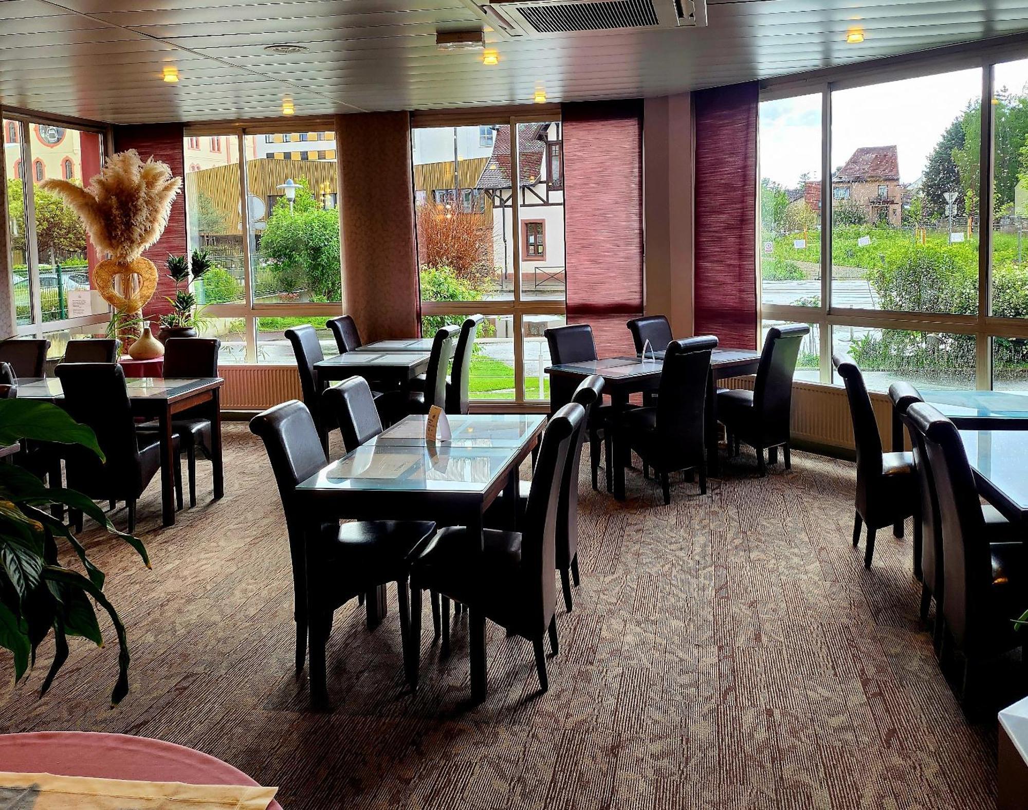 The Originals City, Hotel Le Forum, Strasbourg Nord ستشيلتيغهيم المظهر الخارجي الصورة